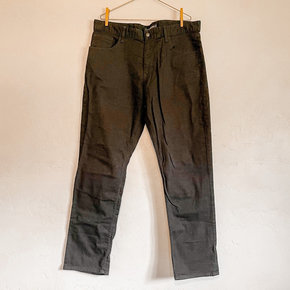Calvin Klein Mens 035 Straight Black Jeans